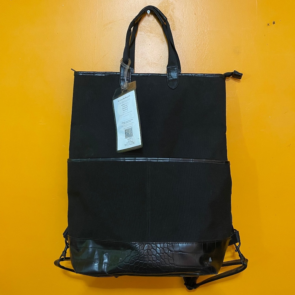 BEIS CONVERTIBLE BACKPACK (BLACK CROC)